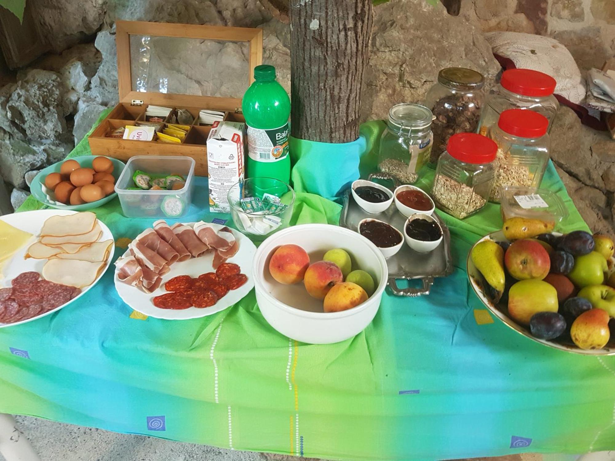 Adriatrek Bed & Breakfast Petrovac Bagian luar foto