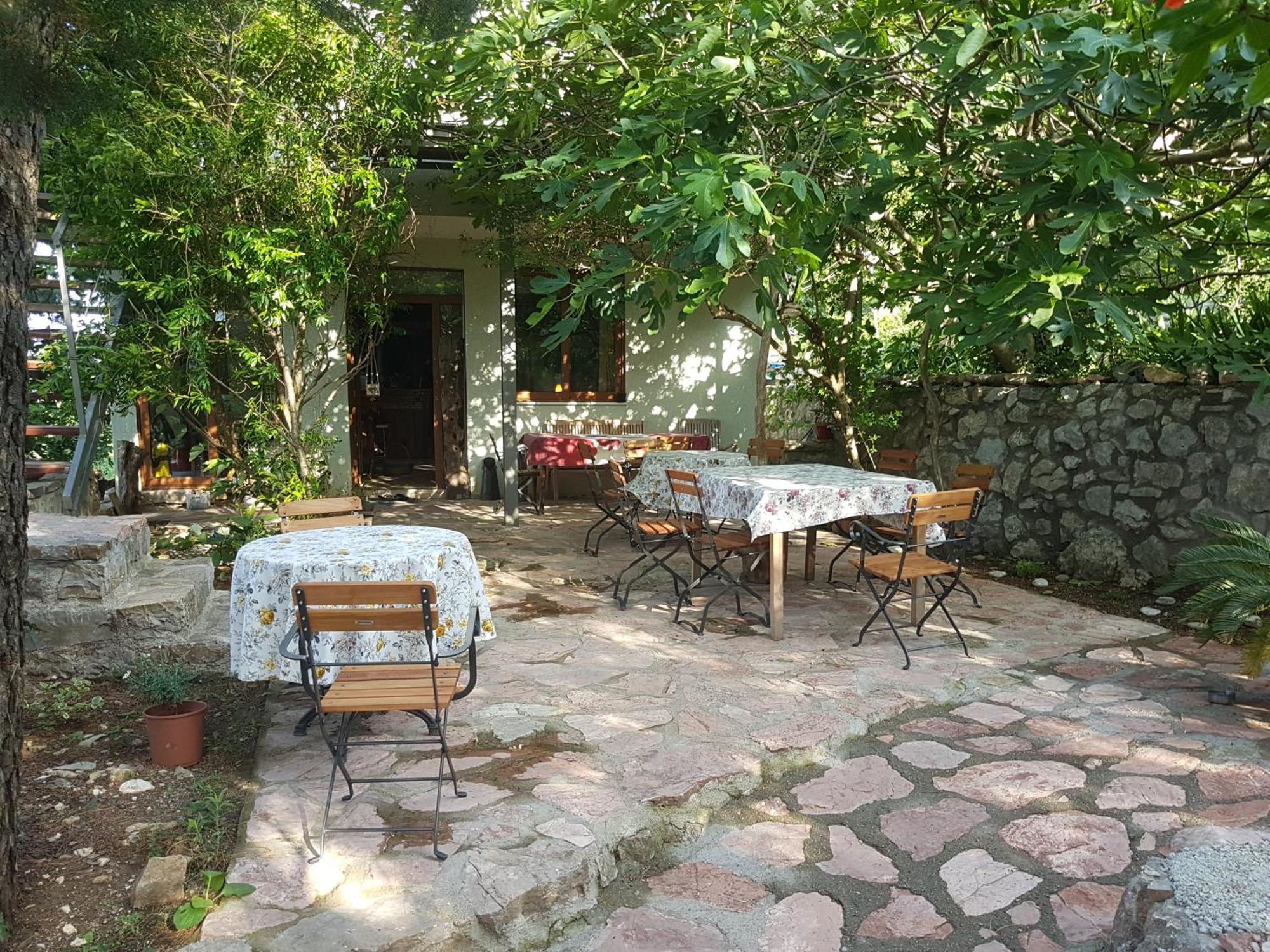 Adriatrek Bed & Breakfast Petrovac Bagian luar foto