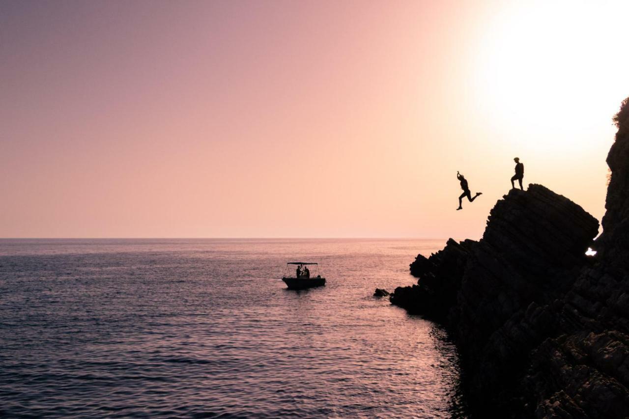 Adriatrek Bed & Breakfast Petrovac Bagian luar foto